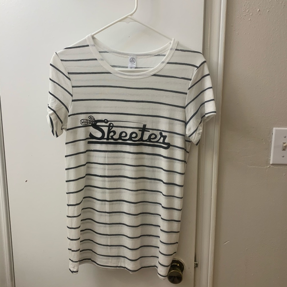 Women’s Skeeter bass boats top